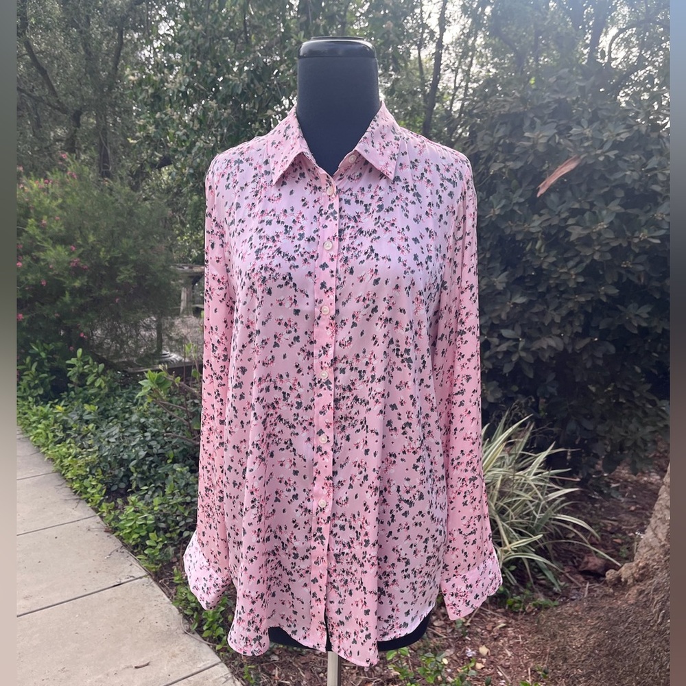 Banana Republic "Dillon Classic Fit" floral button-down shirt - size M